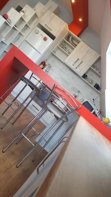 Unique Studio- Great Balcony And View! Parking Possibility! Veliko Tarnovo Kültér fotó