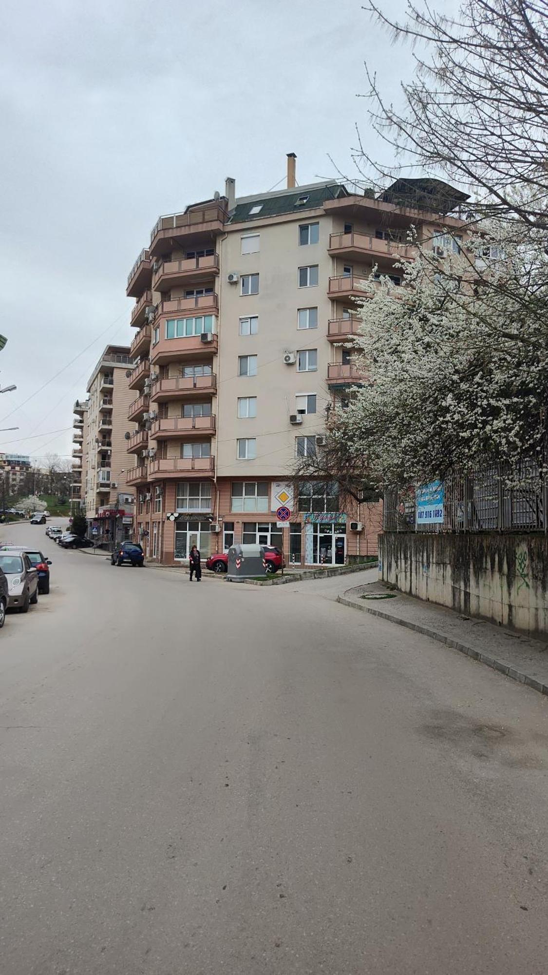 Unique Studio- Great Balcony And View! Parking Possibility! Veliko Tarnovo Kültér fotó